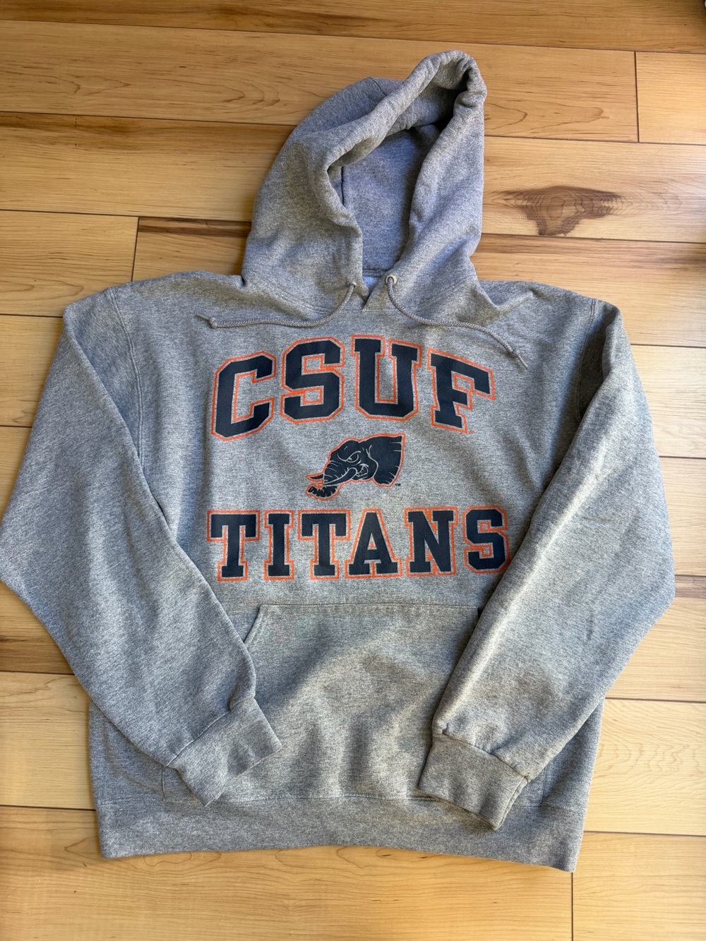 Cal State Fullerton Grey Women’s Hooded Sweatshirt Size Medium